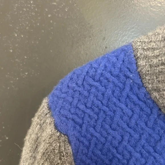 Vintage United Colors of Benetton wool sweater S-M good vintage condition rare! - Picture 5 of 12